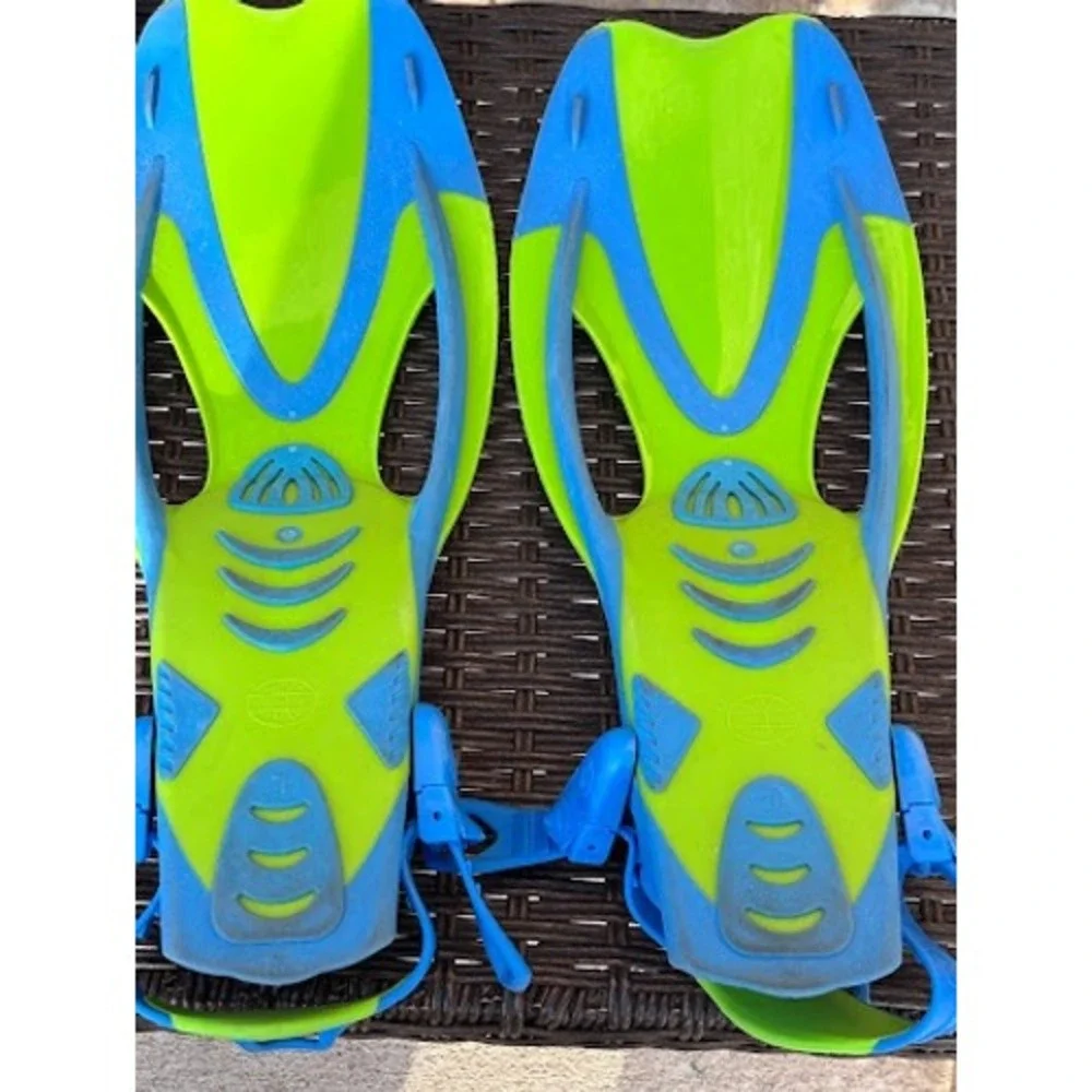 U.S. Divers Snorkeling Swim Fins Blue Green Size Large‎ w/ Mesh Bag